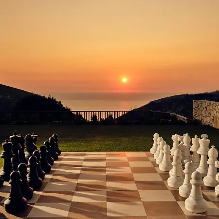 빌라 Karousa - A Luxury Retreat With Stunning Views, By Zantewize *