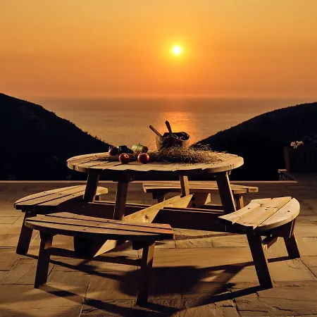 Karousa - A Luxury Retreat With Stunning Views, By Zantewize 빌라 *