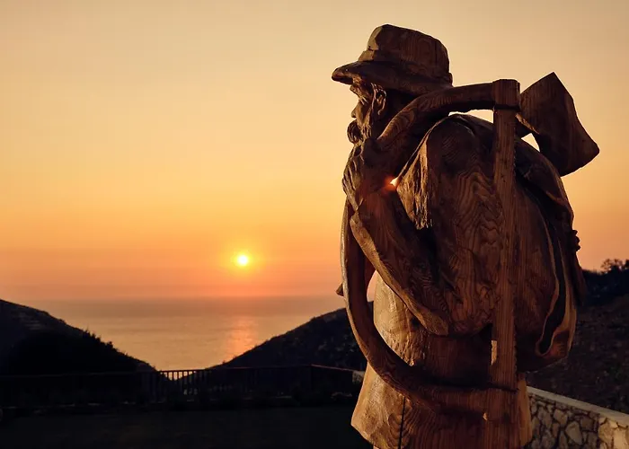 Karousa - A Luxury Retreat With Stunning Views, By Zantewize