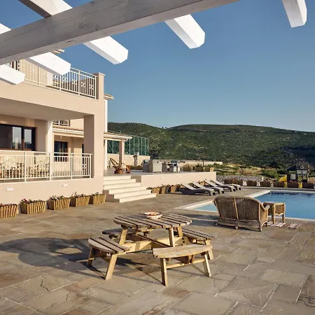 Karousa - A Luxury Retreat With Stunning Views, By Zantewize Anafonítria